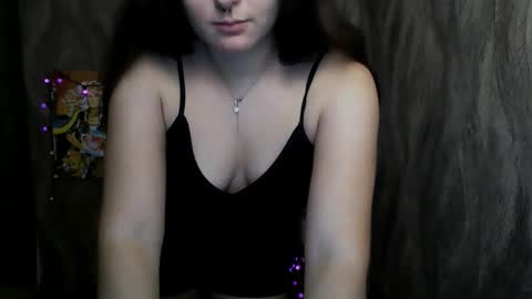 Snapshot of linda_s_ chatting on 7, 11, 2025 Linda online show from 7, 11, 2025