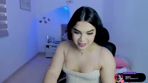 Snapshot of linda_zaam8386 chatting on 9, 11, 2025 online show from 9, 11, 2025