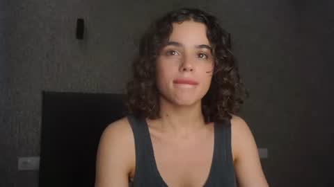 Snapshot of lindaaii chatting on 10, 6, 2026 Linda online show from 10, 6, 2026
