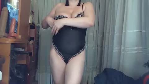 lindasweet53 online show from 15, 11, 2025