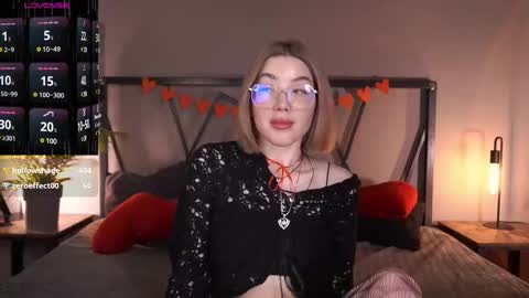 Snapshot of lindathacker chatting on 27, 2, 2025 your Linda is back online show from 27, 2, 2025