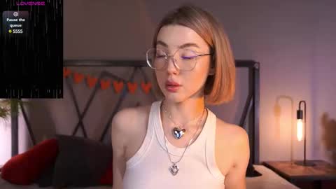 Snapshot of lindathacker chatting on 6, 3, 2025 your Linda is back online show from 6, 3, 2025