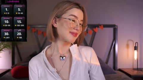 Snapshot of lindathacker chatting on 8, 3, 2025 your Linda is back online show from 8, 3, 2025