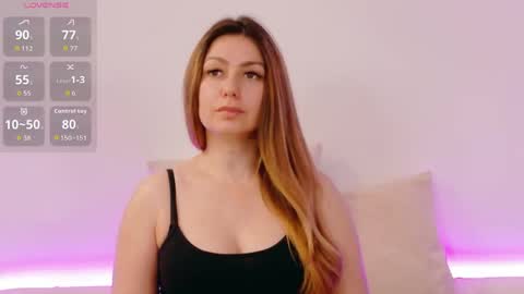 Snapshot of lindawhite_ chatting on 1, 5, 2026 Linda -- online show from 1, 5, 2026