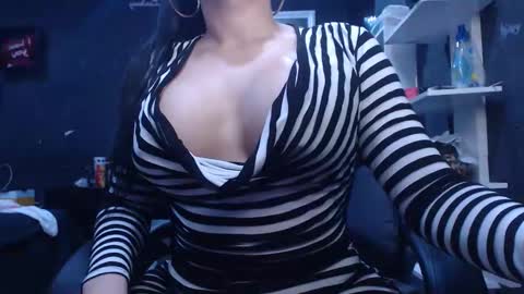 Snapshot of lindsaycozardeep chatting on 9, 3, 2025 lindsaycozardeep online show from 9, 3, 2025