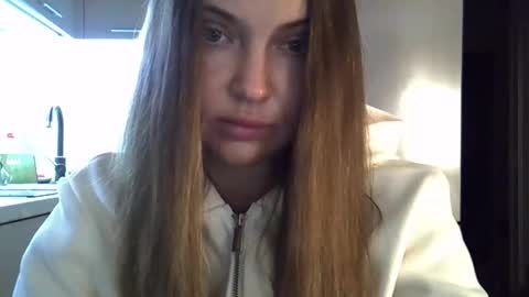 Snapshot of lindsisecret chatting on 15, 10, 2025 Anna online show from 15, 10, 2025