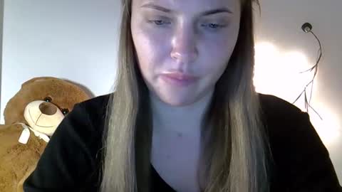 Anna online show from 31, 3, 2026