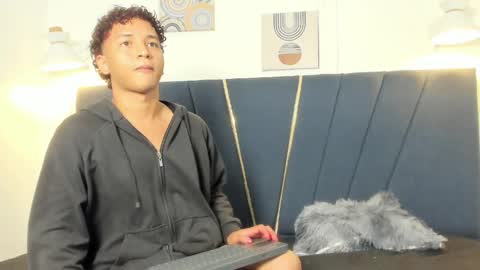 lio18_cum online show from 8, 4, 2026