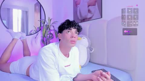 Snapshot of lion_stones chatting on 16, 12, 2025 new account Lion online show from 16, 12, 2025