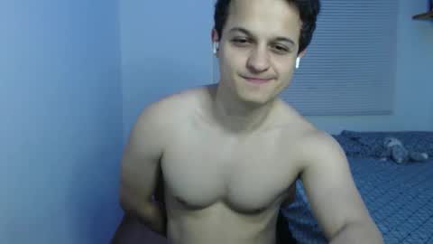 Snapshot of lioncluess chatting on 3, 11, 2025 Lion Cluess online show from 3, 11, 2025