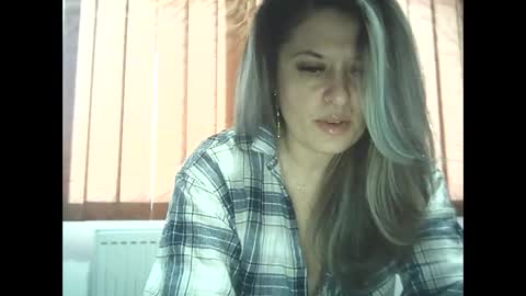 lionessmom online show from 26, 11, 2025