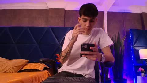 Snapshot of lionfoster chatting on 3, 12, 2025 LION FOSTER online show from 3, 12, 2025