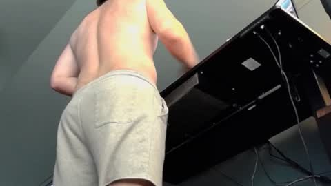 Daddy Lion online show from 29, 1, 2025