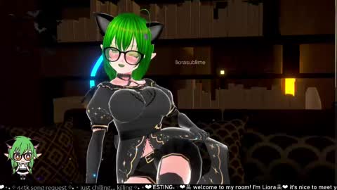 Snapshot of liorasublime chatting on 5, 3, 2025 im Liora uwu online show from 5, 3, 2025