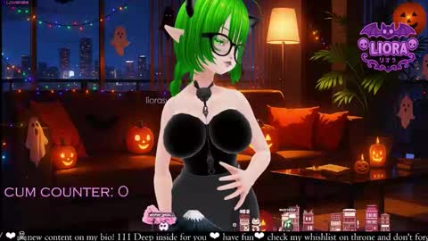 Snapshot of liorasublime chatting on 5, 10, 2025 im Liora uwu online show from 5, 10, 2025