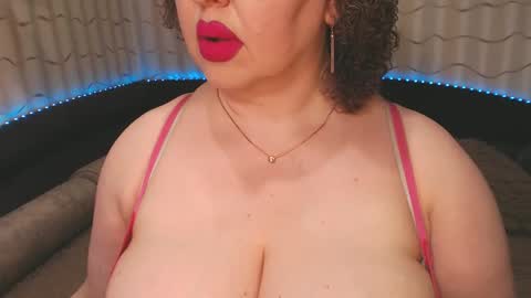 Snapshot of lipsaddiction chatting on 25, 1, 2025 LIpsAddiction online show from 25, 1, 2025