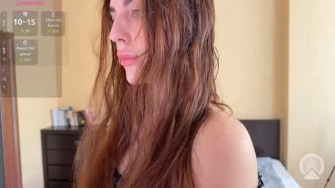 Snapshot of lipsylolly chatting on 25, 5, 2026 lipsylolly online show from 25, 5, 2026