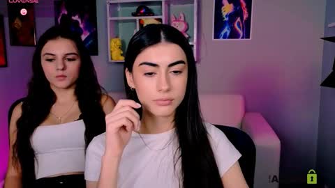 Snapshot of lisa_dark_ chatting on 12, 11, 2025 Lisa online show from 12, 11, 2025