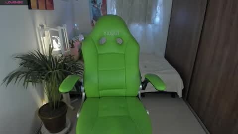 Lisa  online show from 28, 2, 2026