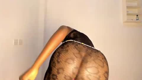 Snapshot of lisa_reed3 chatting on 27, 6, 2026 Lisa online show from 27, 6, 2026