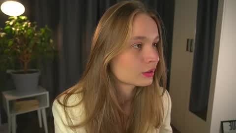 Elisabeth or Lisa online show from 3, 10, 2025