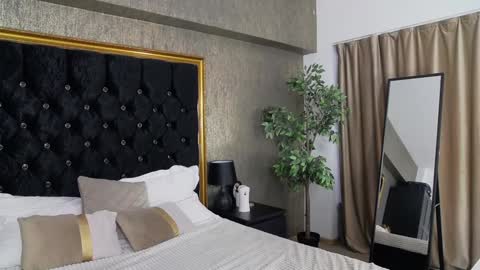 Snapshot of lisacroft chatting on 6, 2, 2025 lisacroft online show from 6, 2, 2025