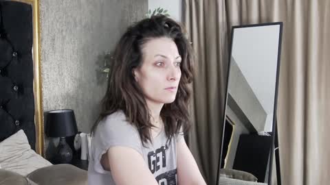 Snapshot of lisacroft chatting on 9, 2, 2025 lisacroft online show from 9, 2, 2025