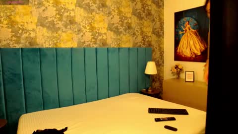 Snapshot of lisacroft chatting on 30, 11, 2025 lisacroft online show from 30, 11, 2025