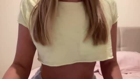 Snapshot of lisaflower1 chatting on 17, 1, 2025 Lisa online show from 17, 1, 2025