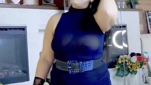 Snapshot of lisamaze chatting on 12, 12, 2024 SofiaHanson online show from 12, 12, 2024