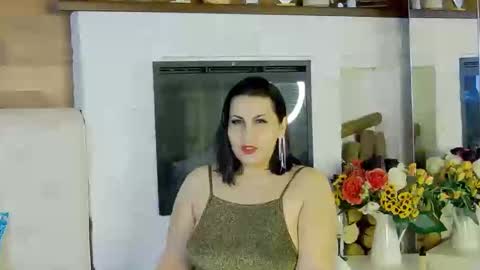 Snapshot of lisamaze chatting on 10, 1, 2025 SofiaHanson online show from 10, 1, 2025
