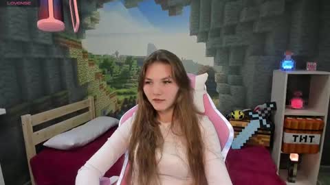 Lisa online show from 8, 2, 2025