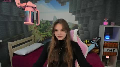 Lisa online show from 13, 2, 2025