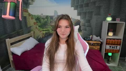 Lisa online show from 23, 2, 2025