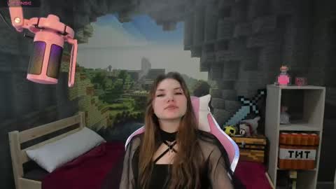 Lisa online show from 27, 2, 2025