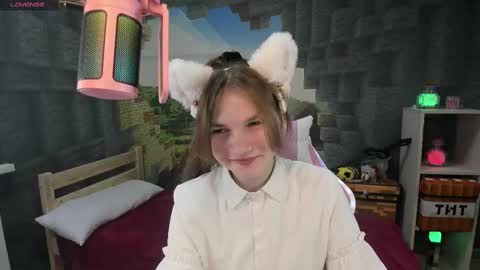 Lisa online show from 4, 3, 2025