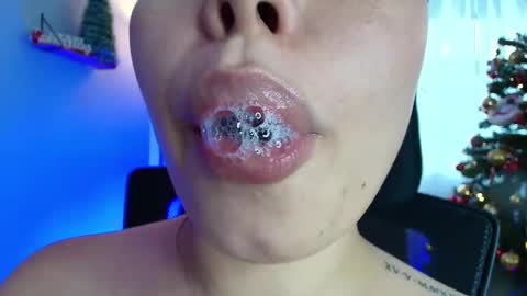 Lisbet online show from 9, 12, 2024