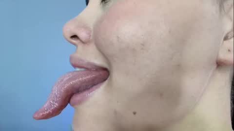 Lisbet online show from 10, 12, 2024