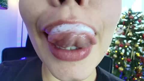 Lisbet online show from 19, 12, 2024