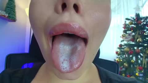 Lisbet online show from 20, 12, 2024