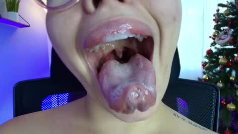 Lisbet online show from 16, 1, 2025