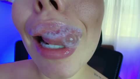 Lisbet online show from 14, 2, 2025