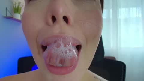 Lisbet online show from 11, 3, 2025