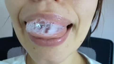 Lisbet online show from 14, 9, 2025