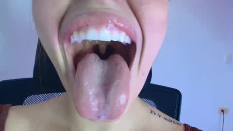 Lisbet online show from 11, 11, 2025