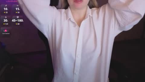 Snapshot of lisenok26 chatting on 30, 4, 2026 Anna online show from 30, 4, 2026