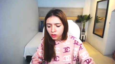 Snapshot of liseth_fox chatting on 7, 12, 2024 Liseth Fox online show from 7, 12, 2024