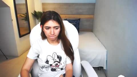 Snapshot of liseth_fox chatting on 20, 12, 2024 Liseth Fox online show from 20, 12, 2024