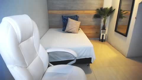 Snapshot of liseth_fox chatting on 21, 12, 2024 Liseth Fox online show from 21, 12, 2024