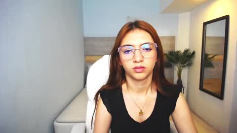 Snapshot of liseth_fox chatting on 3, 2, 2025 Liseth Fox online show from 3, 2, 2025